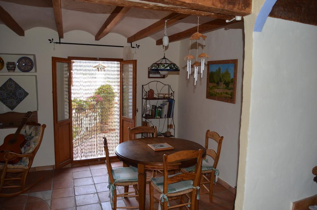 Eslida La Casa Del Teixゲストハウス 部屋 写真