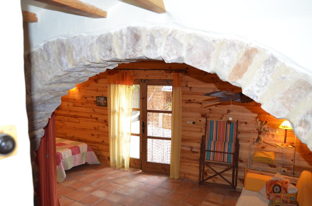 Eslida La Casa Del Teixゲストハウス エクステリア 写真